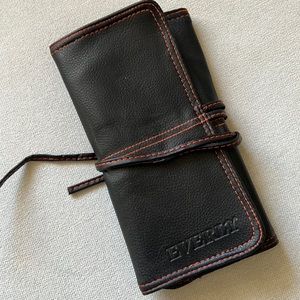 Everly Makeup Brush Set and Case